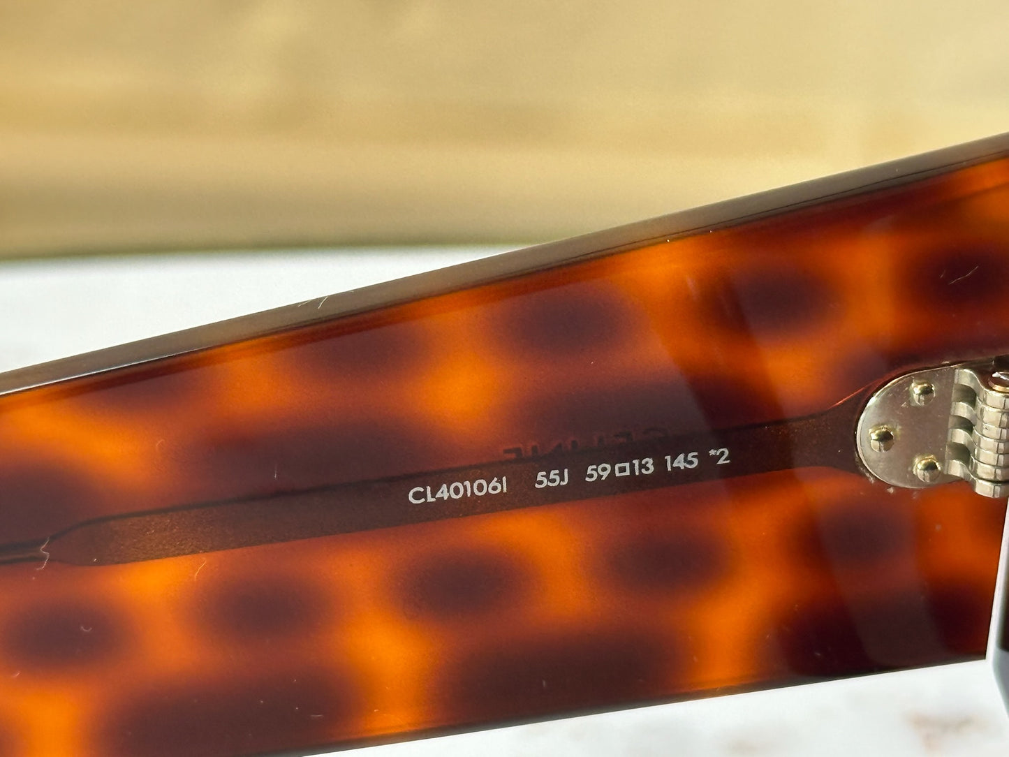 Celine Havana Tortoiseshell Sunglasses CL40106U Product Number Detail