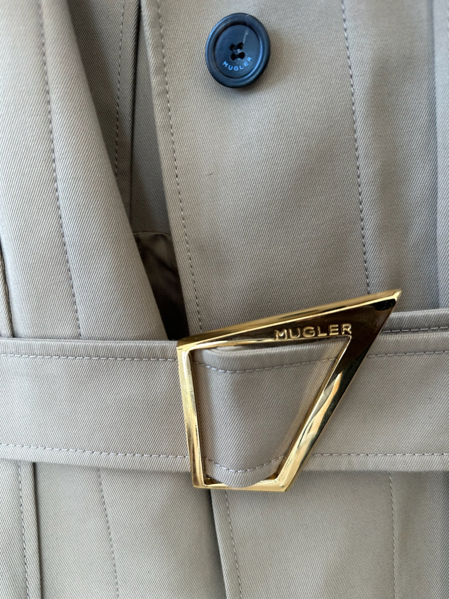 Mugler Cutout Trench Belt Detail