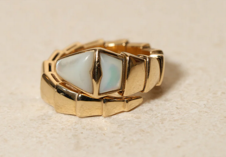 Bvlgari Serpenti 18k Mother of Pearl Viper Ring Product Shot 2